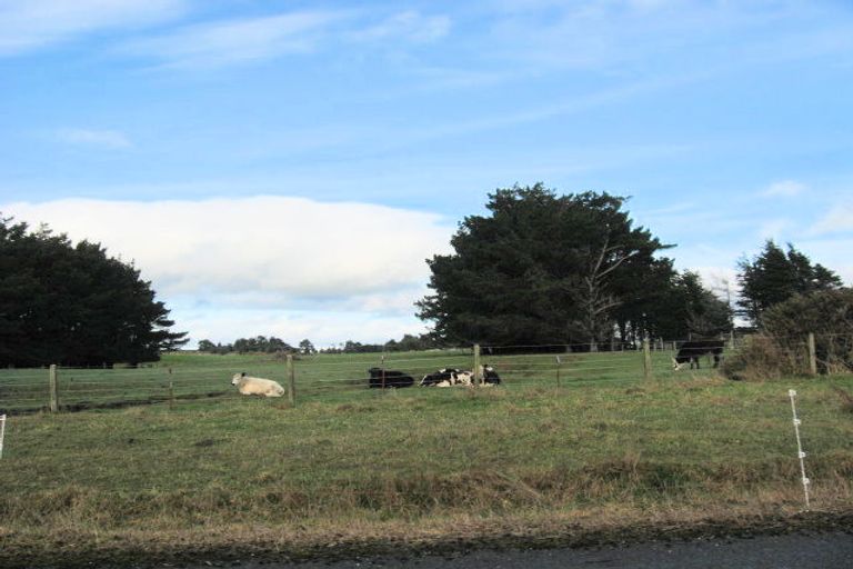 Photo of property in 38 Bay View Road, Woodend, Invercargill, 9877