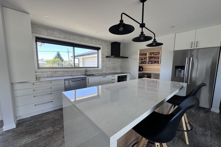 Photo of property in 17 Gordon Street, Weston, Oamaru, 9401