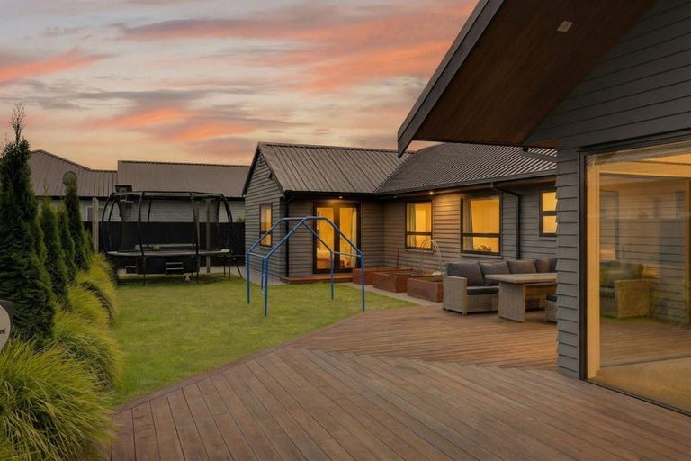 Photo of property in 1 Vahsel Bay, Wigram, Christchurch, 8025