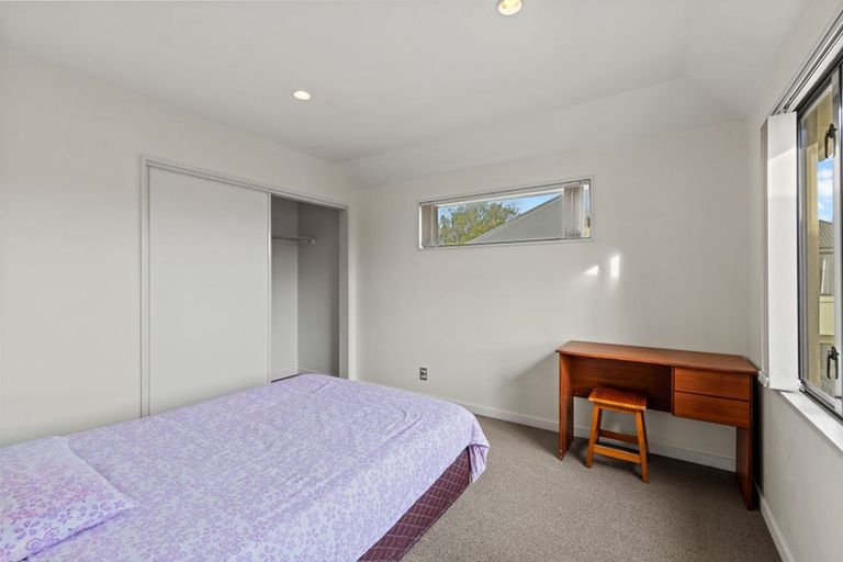 Photo of property in 1a Trist Place, Edgeware, Christchurch, 8013