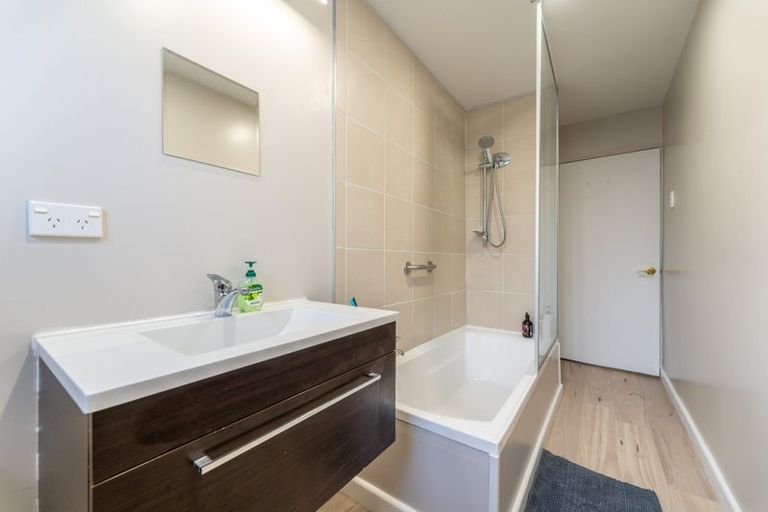 Photo of property in 100 High Street, Waimate, 7924