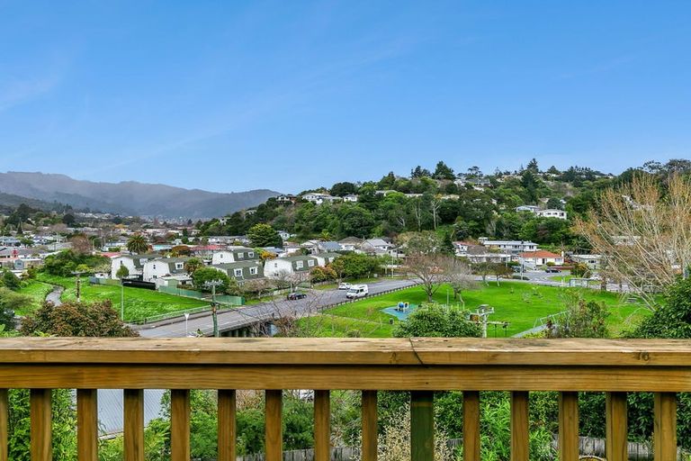 Photo of property in 29 Thomas Street, Stokes Valley, Lower Hutt, 5019