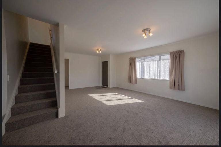 Photo of property in 1/253 Saint Aubyn Street, New Plymouth, 4310