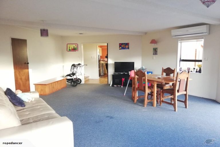 Photo of property in 1/43 Cooper Street, Karori, Wellington, 6012