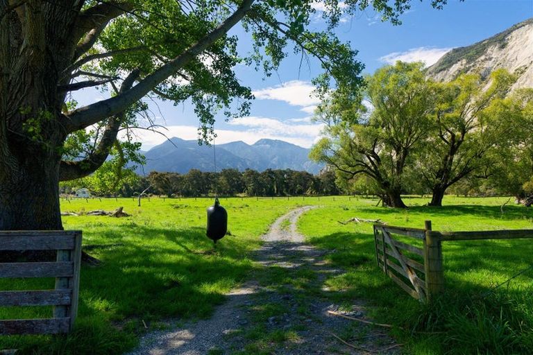 Photo of property in 1065 Clarence Valley Road, Clarence, Kaikoura, 7371