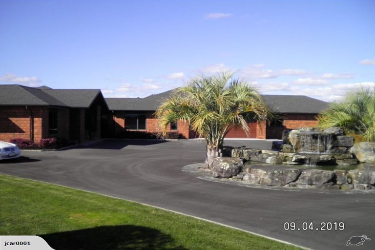 Photo of property in 28 Osborne Road, Horsham Downs, Hamilton, 3281