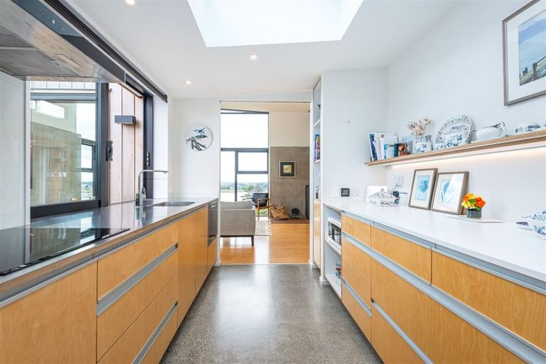 Photo of property in 45 Saint Andrews Hill Road, Mount Pleasant, Christchurch, 8081