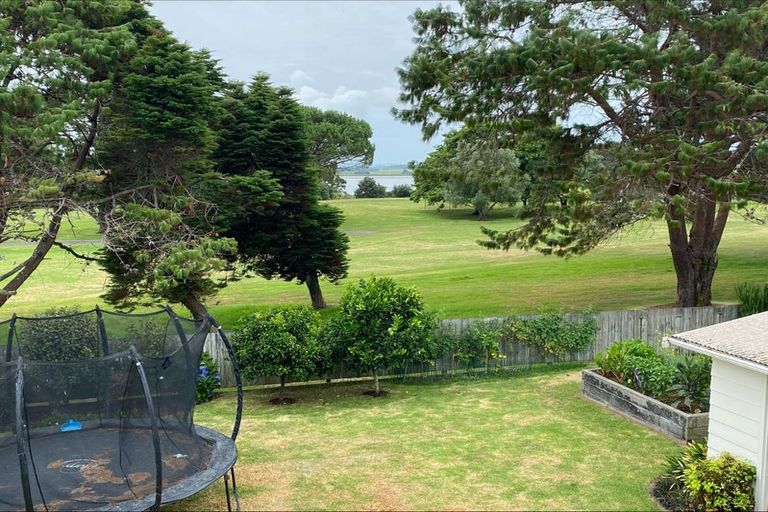 Photo of property in 146 Torkar Road, Clarks Beach, 2122