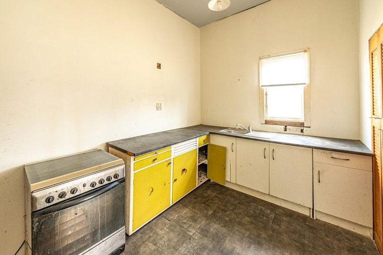 Photo of property in 4 Pharazyn Street, Gonville, Whanganui, 4500