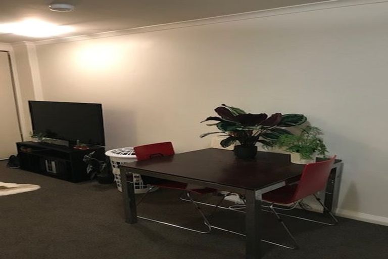 Photo of property in Monvie Apartments, 101/15 Holland Street, Te Aro, Wellington, 6011