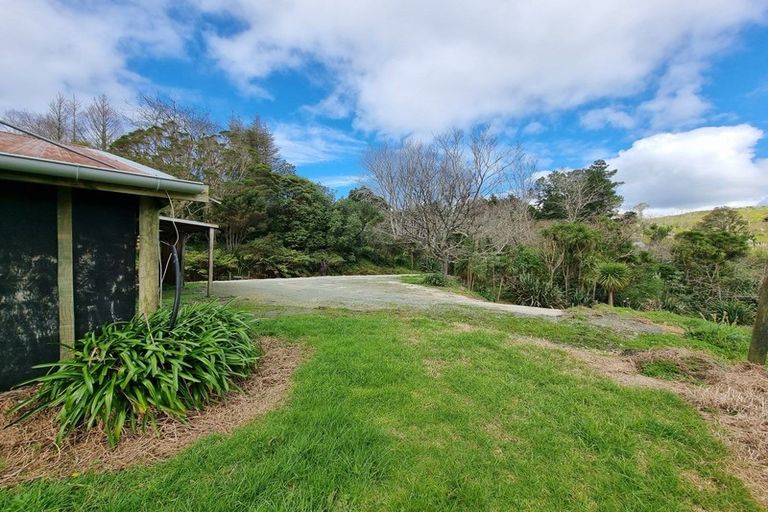 Photo of property in 656 Bickerstaffe Road, Maungaturoto, 0587