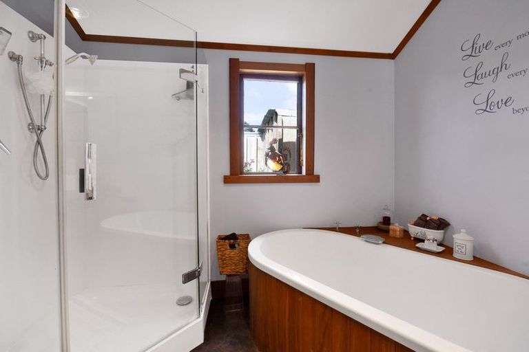 Photo of property in 54 Disraeli Street, Hawera, 4610