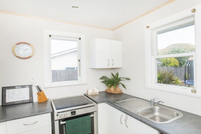 Photo of property in 7 Duke Street, Tamarau, Gisborne, 4010