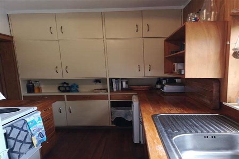 Photo of property in San Marino Apartments, 9/4 Oak Park Avenue, Te Aro, Wellington, 6011