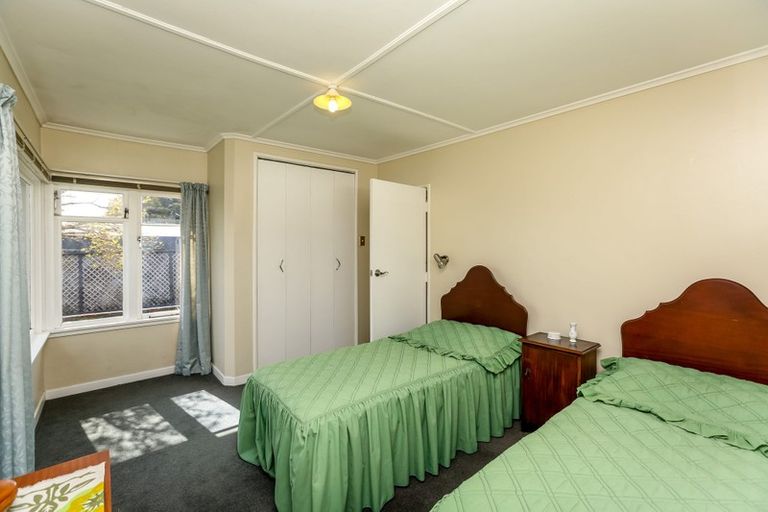 Photo of property in 153 Mangorei Road, Merrilands, New Plymouth, 4312