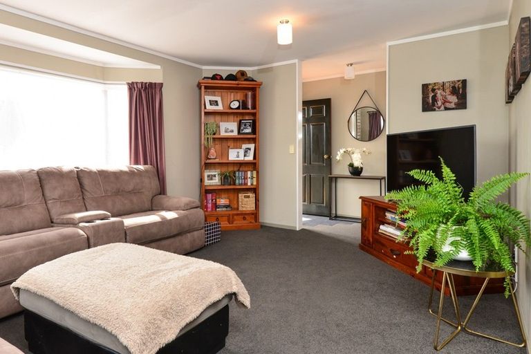 Photo of property in 31 Rosehill Place, Nawton, Hamilton, 3200