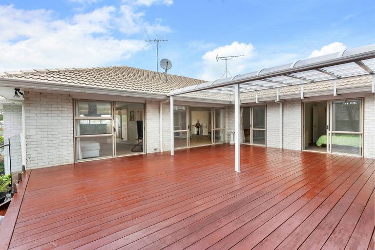 Photo of property in 22 Westview Court, Somerville, Auckland, 2014