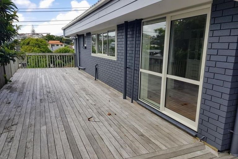 Photo of property in 1/23 Harley Road, Takapuna, Auckland, 0622