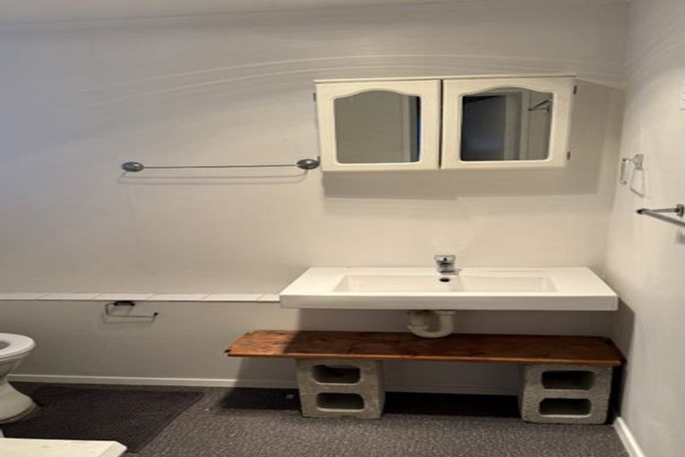 Photo of property in 27 Terrace Road, Titahi Bay, Porirua, 5022