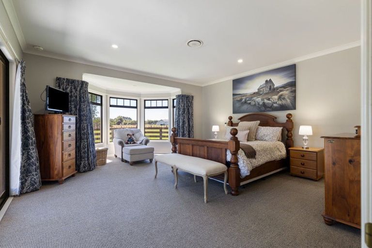 Photo of property in 456 Stoney Creek Road, Kelvin Grove, Palmerston North, 4470