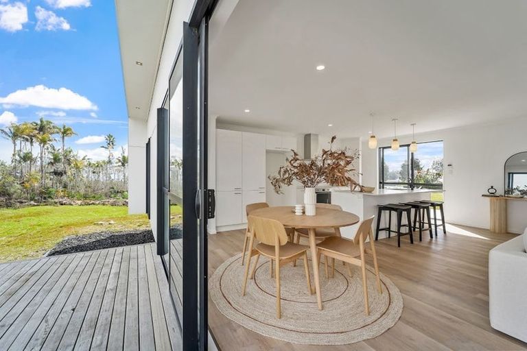 Photo of property in 61 Hauraki Road, Leigh, Warkworth, 0985