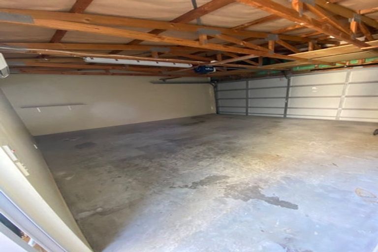 Photo of property in 6 Haven Drive, East Tamaki, Auckland, 2013