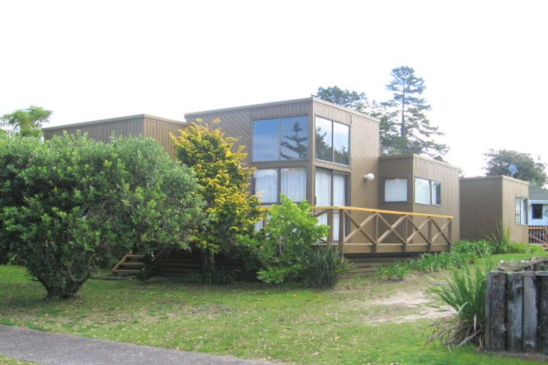 Photo of property in 9 Mccall Avenue, Pauanui, Hikuai, 3579