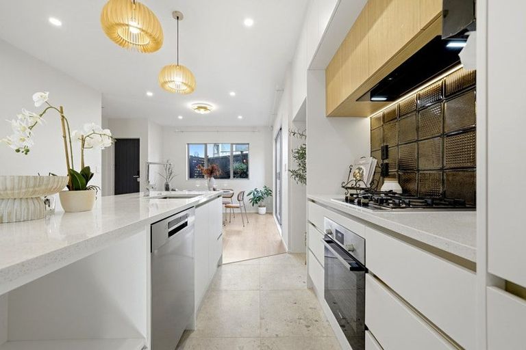 Photo of property in 6 Aoraki Crescent, Albany Heights, Auckland, 0632