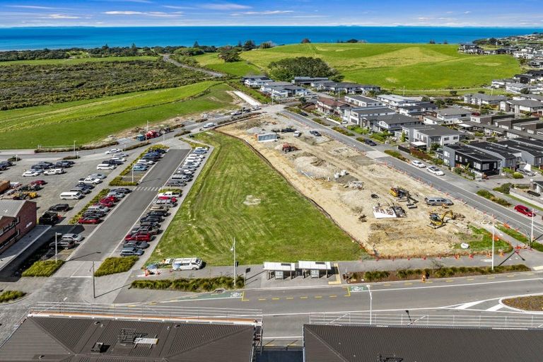 Photo of property in 2 Kiokio Street, Long Bay, Auckland, 0630