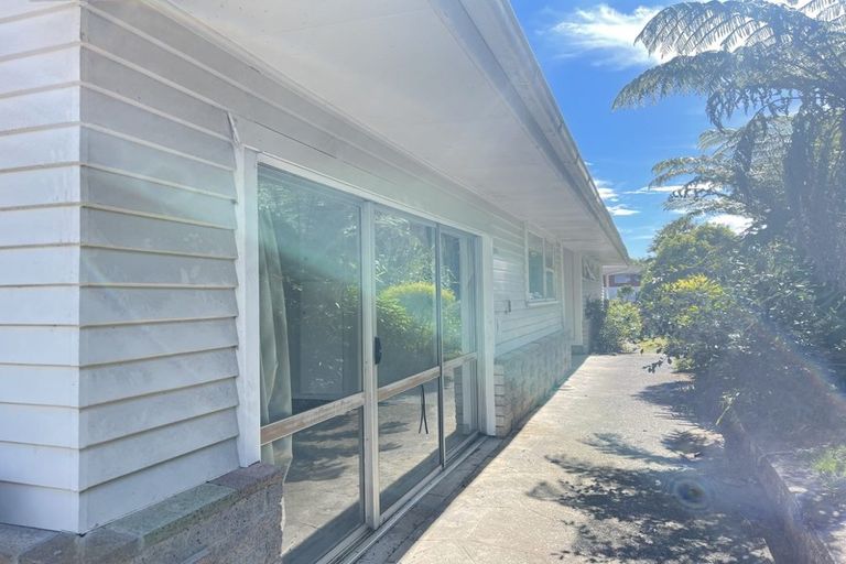 Photo of property in 22 Pine Terrace, Howick, Auckland, 2014