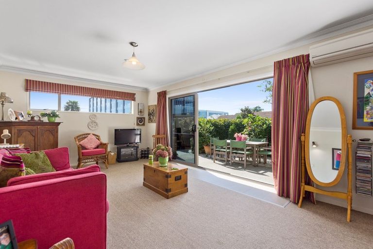 Photo of property in 1/36 Third Avenue, Tauranga, 3110