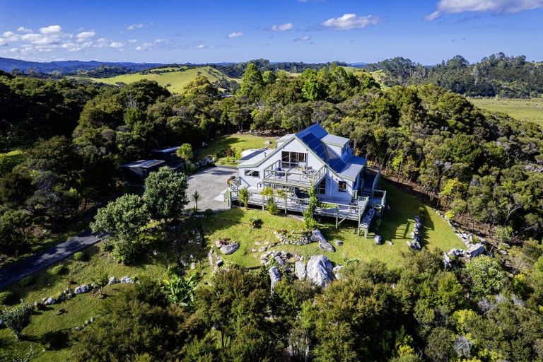 Photo of property in 16 Lichen Grove, Russell, 0272