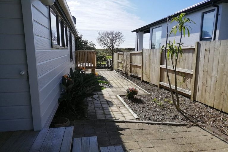 Photo of property in 990 Papamoa Beach Road, Papamoa Beach, Papamoa, 3118