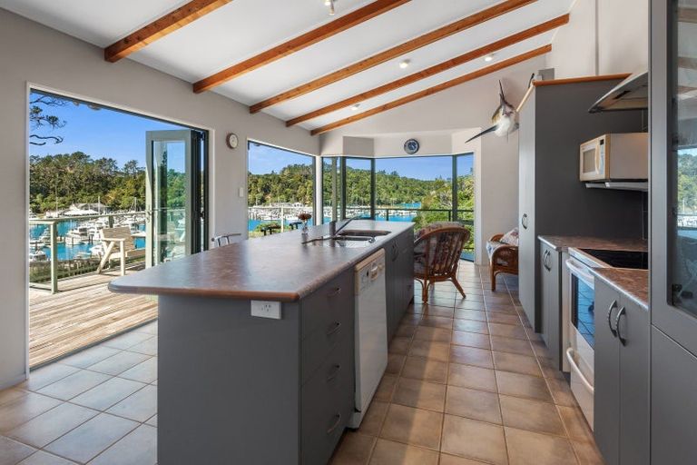 Photo of property in 260 Matapouri Road, Tutukaka, Whangarei, 0173