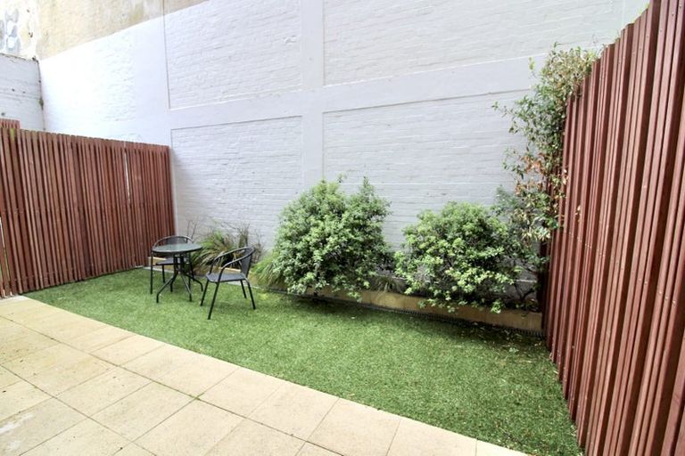 Photo of property in 2/8g Wigan Street, Te Aro, Wellington, 6011