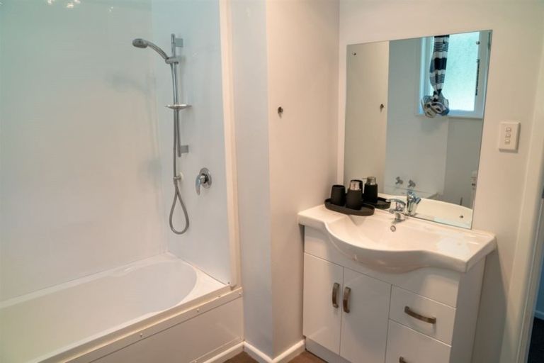 Photo of property in 160 Champion Street, Cannons Creek, Porirua, 5024