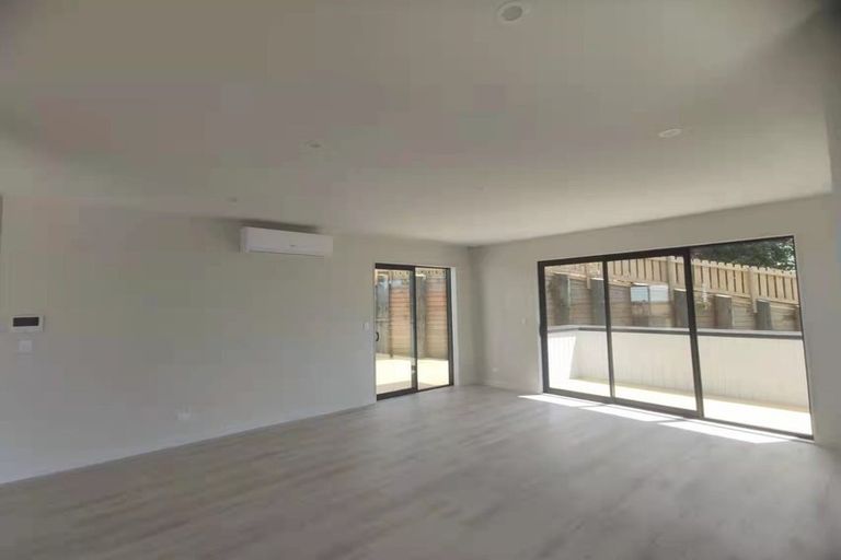 Photo of property in 15c Living Stream Road, Albany Heights, Auckland, 0632