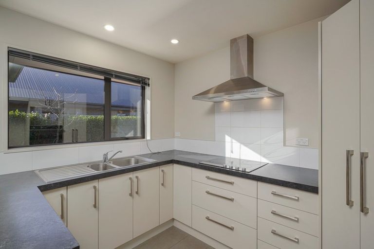 Photo of property in 9 Bamber Crescent, Halswell, Christchurch, 8025