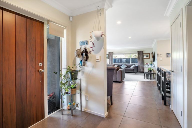 Photo of property in 112b Weraroa Road, Levin, 5510