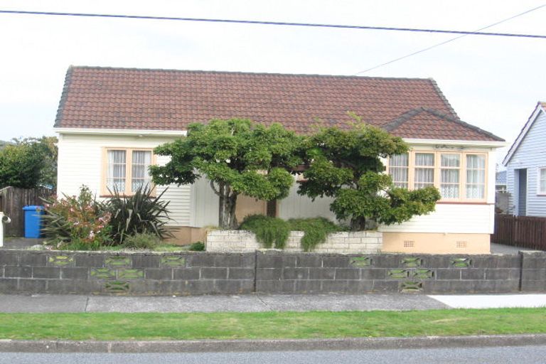 Photo of property in 45 Brasell Street, Fairfield, Lower Hutt, 5011