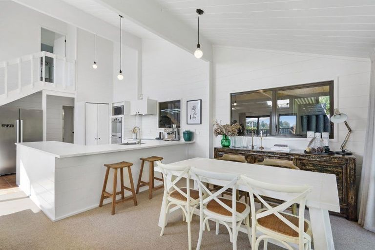 Photo of property in 28 Tokomaru Drive, Havelock North, 4130