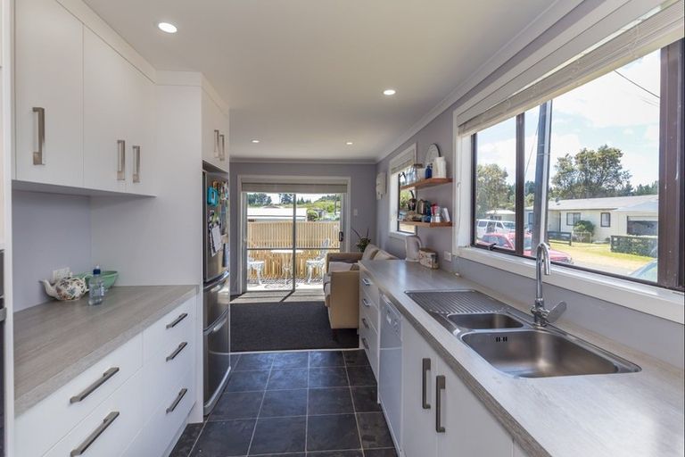 Photo of property in 6 Ruanui Street, Himatangi Beach, Foxton, 4891