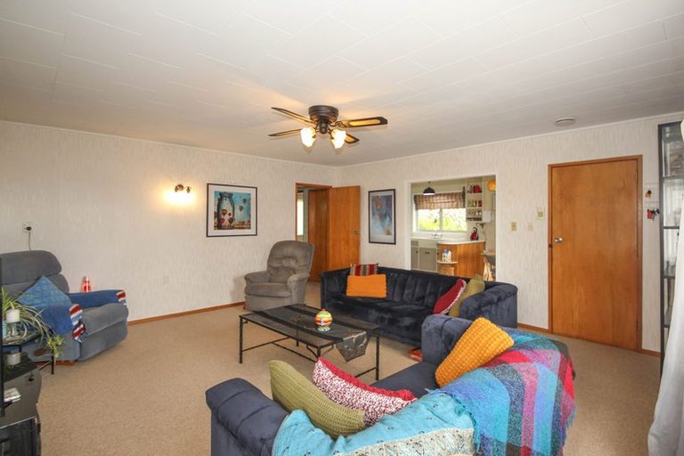 Photo of property in 2/206 Mcleod Street, Camberley, Hastings, 4120