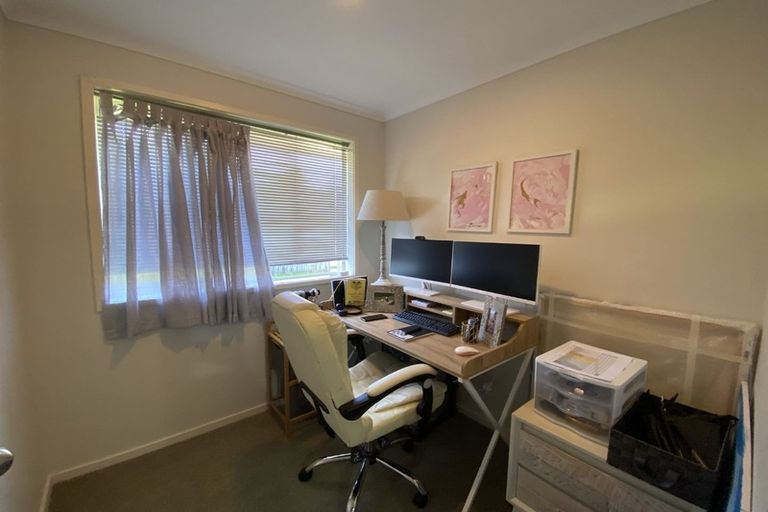 Photo of property in 25 Blue Heron Rise, Stanmore Bay, Whangaparaoa, 0932