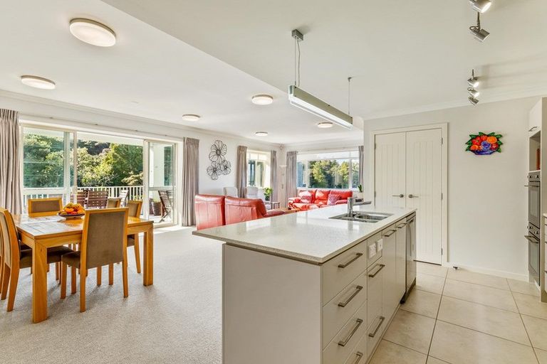 Photo of property in 74 Eaves Bush Parade, Orewa, 0931