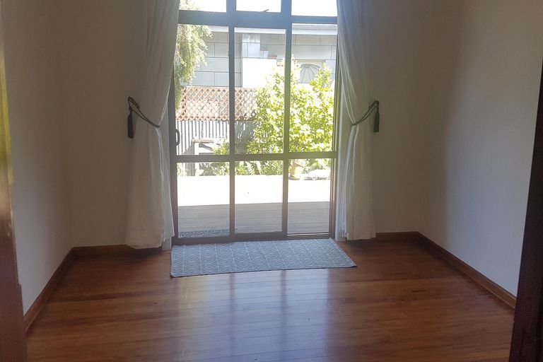 Photo of property in 1 Clare Street, Oamaru North, Oamaru, 9400