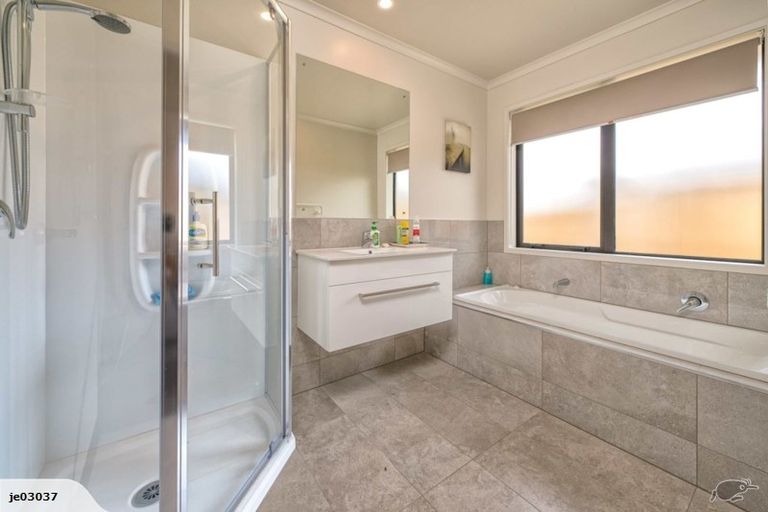 Photo of property in 8 Matawai Puna Drive, Pukekohe, 2120