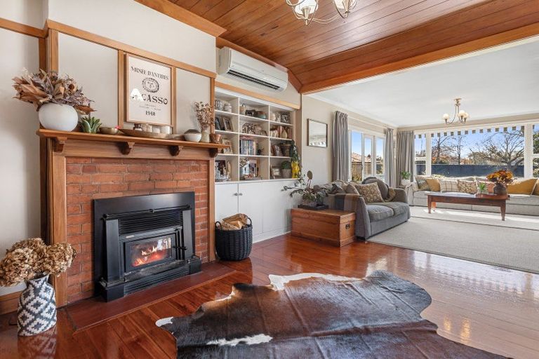 Photo of property in 2 Church Street, Amberley, 7410