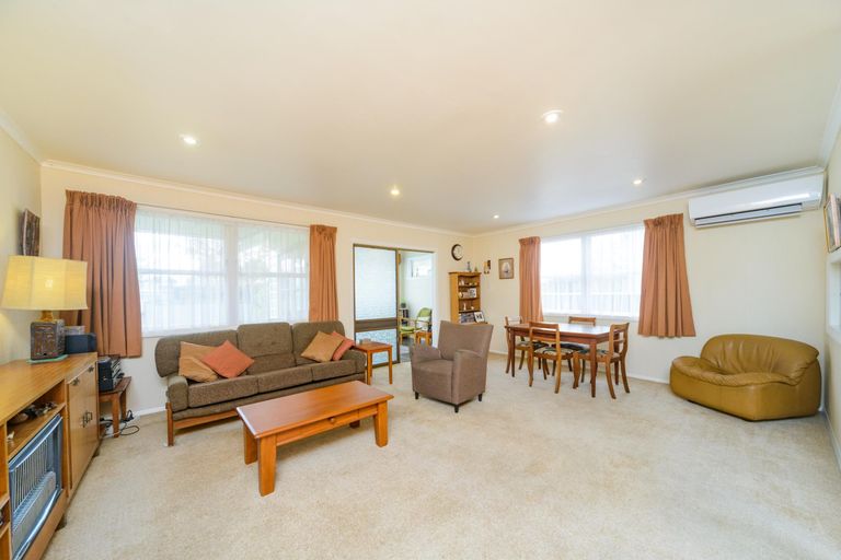 Photo of property in 4 Heatley Avenue, Hokowhitu, Palmerston North, 4410