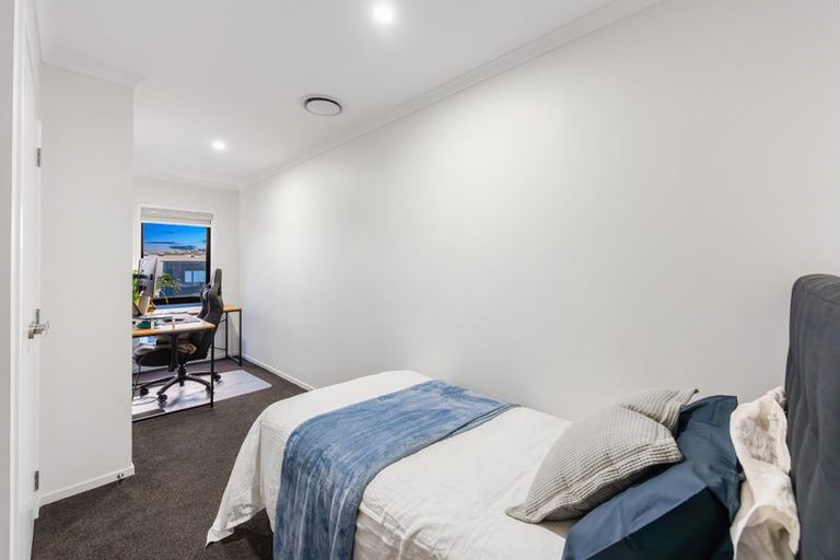 Photo of property in 36 Pennant Street, Long Bay, Auckland, 0630